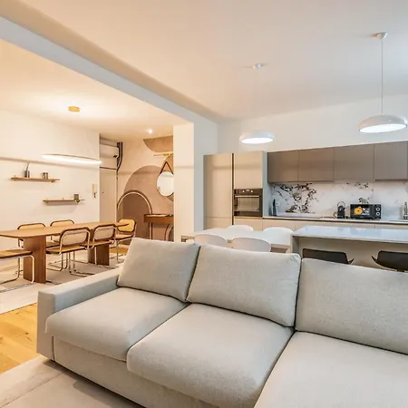 Apartman Brand New Via Melzi D'eril 18 4 Pax Milánó