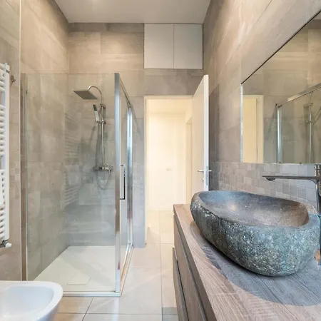Apartment Superhouse Heart Of Milan