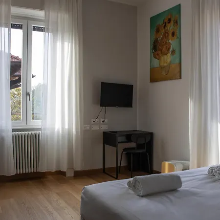 게스트하우스 Rrrapido Holy And - Via Sardegna