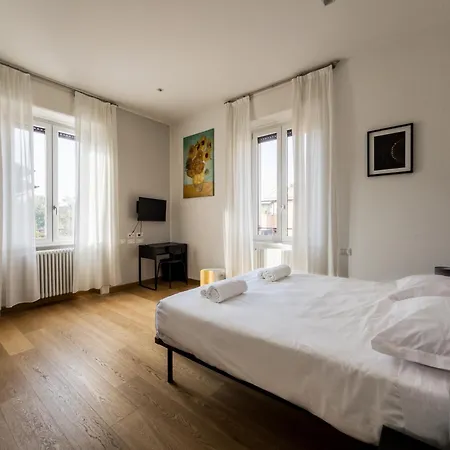 Gasthof Rrrapido Holy And - Via Sardegna 3*