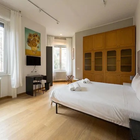 Gasthof Rrrapido Holy And - Via Sardegna 3*