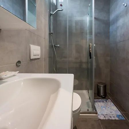 Rrrapido Holy And - Via Sardegna 밀라노