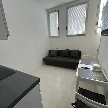 Elegant Apartment Milan