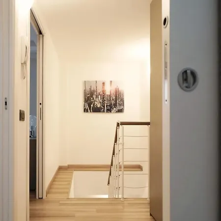 Candiani F2 Trilocale 2 Livelli Apartment *