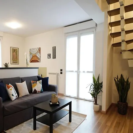 Candiani F2 Trilocale 2 Livelli Apartment