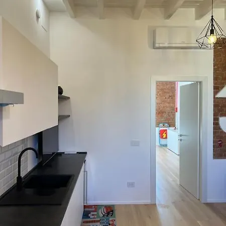 Bm 93 Comfort Apartment Milan