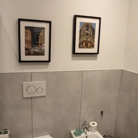 The House Of Light * ميلان