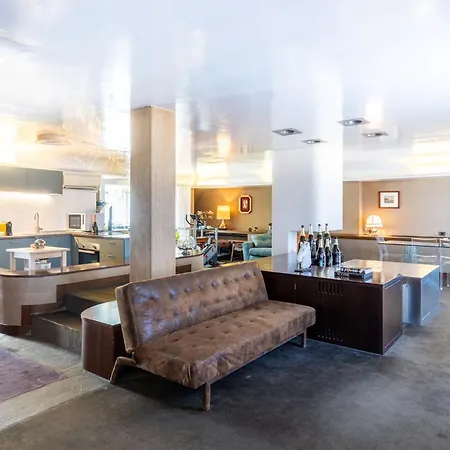 Penthouse 10 Minutes From The Duomo Couette-café