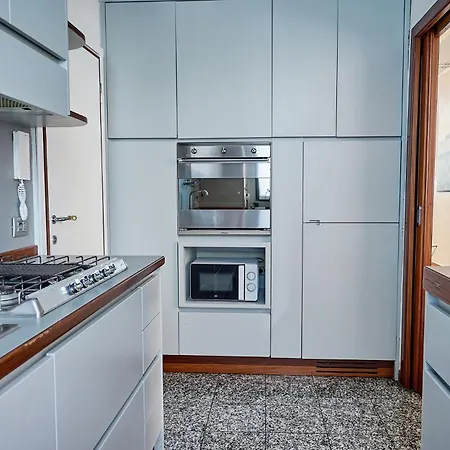 Apartment Retreats