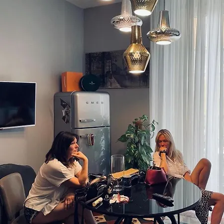 A Casa Di... 밀라노