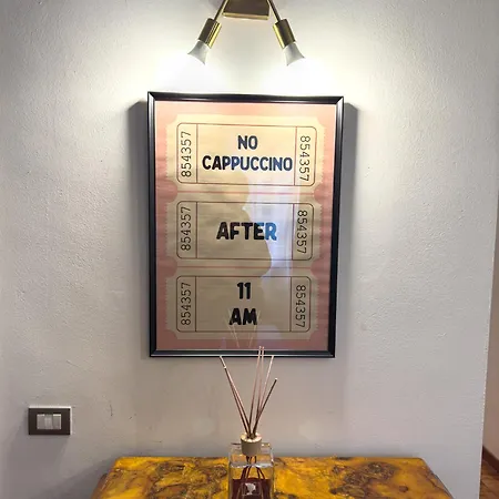 The Boutique - Repubblica - Station *