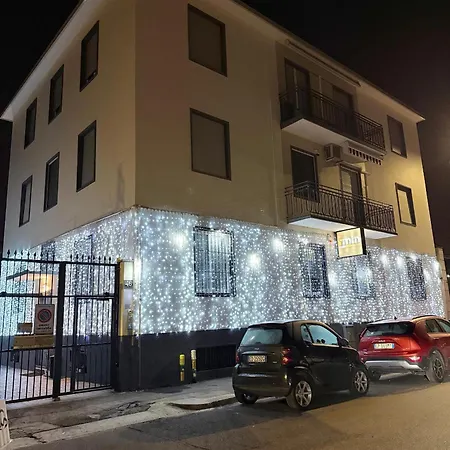 Citta Vicino Metro Apartman