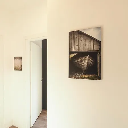 Contempora - Camera Plana B
