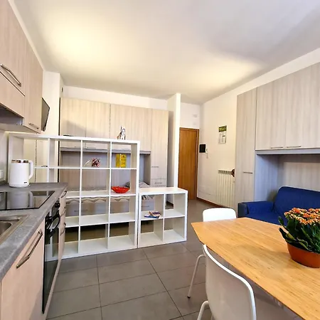 Rosemary Politecnico&malpensa Express *