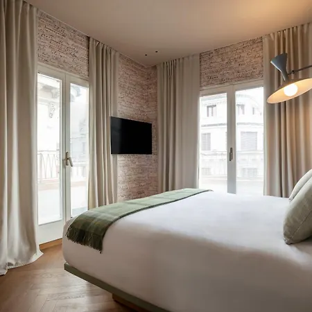 Domya - Manzoni 25 Apartmanhotel