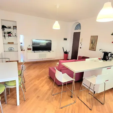 Lux Retreat 3room Near Fashion District Wifi&netflx Apartment
