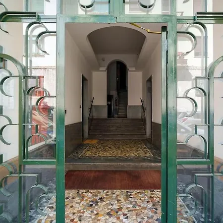 Lägenhet Nel Cuore Di Milano
