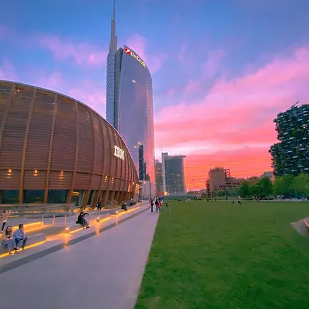 Cardano Blue - 5 Min Da Stazione Apartment *