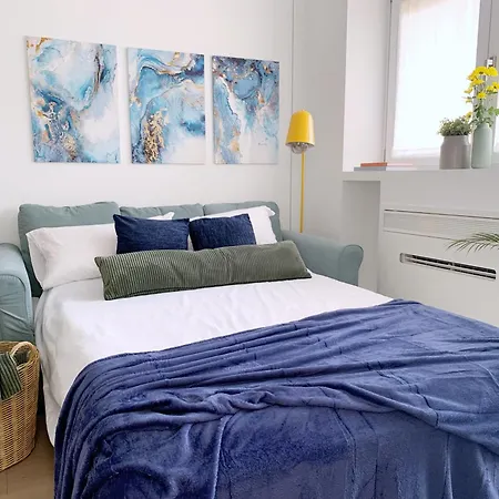 Cardano Blue - 5 Min Da Stazione Apartamento Milão