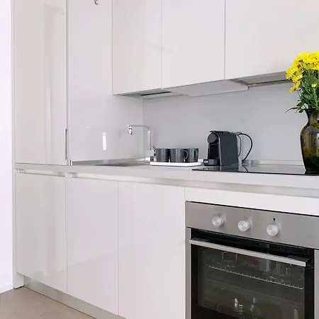 Cardano Blue - 5 Min Da Stazione