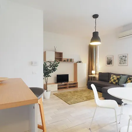 Primopiano - Volvinio Apartman Milánó