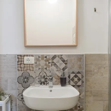 Primopiano - Volvinio * Milan