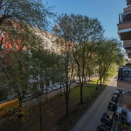 In Stile, Comodo Ed Elegante Milaan