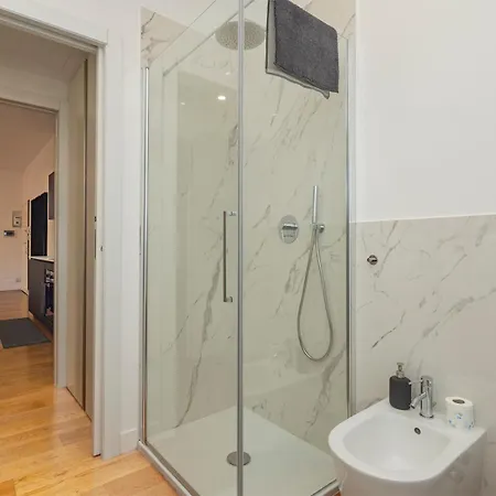 In Stile, Comodo Ed Elegante Appartement Milaan