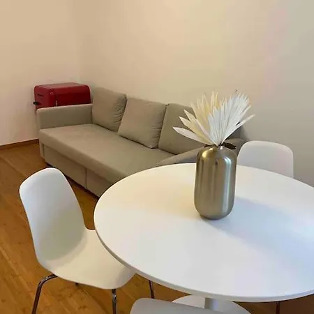 Spacious 2br 2ba Porta Venezia Walk To Fs * Milano