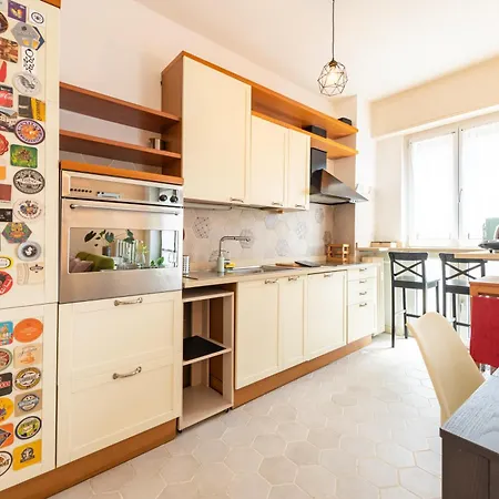 Duomo - Fondazione Prada --- Cozy Aparment Апартаменты Милан