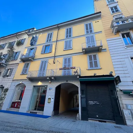 Holiday home Attico Nel Cuore Della Movida Milanese *