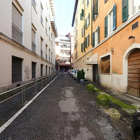 Appartamento Enchanting Loft Between History And Tranquility Milano