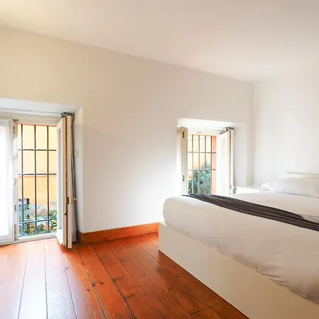 Enchanting Loft Between History And Tranquility Μιλάνο