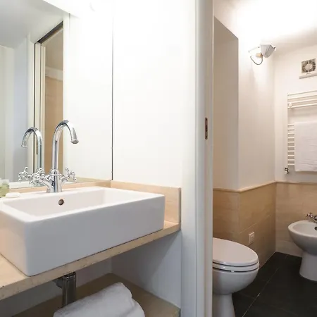 Appartamento Enchanting Loft Between History And Tranquility Milano