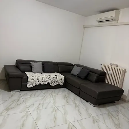 Spacious 3br Flat Bignami * Milan