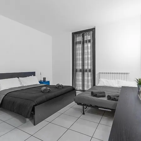 Apartment Sa7 - Porta Venezia - Duomo - Large - Milan