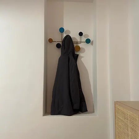 Isola New House 公寓 *