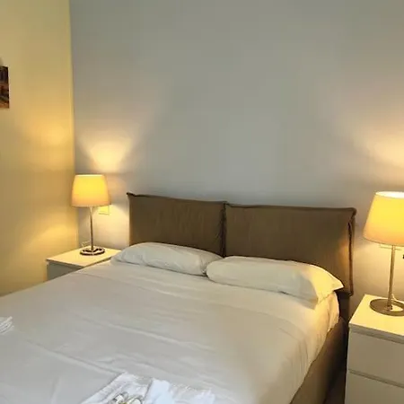 10 Min Da Navigli E Centro, Nuova E Luminosa Oasi 1p Apartment