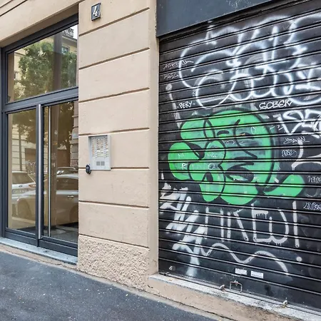 Ampio E Luminoso Trilocale In Zona Moscova *