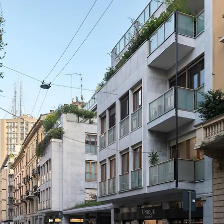 Santa Tecla Living Parini 9 Milan