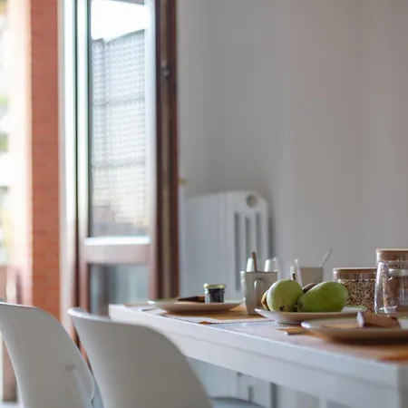 Modern Oasis Opposite Bosco Verticale 公寓 米兰