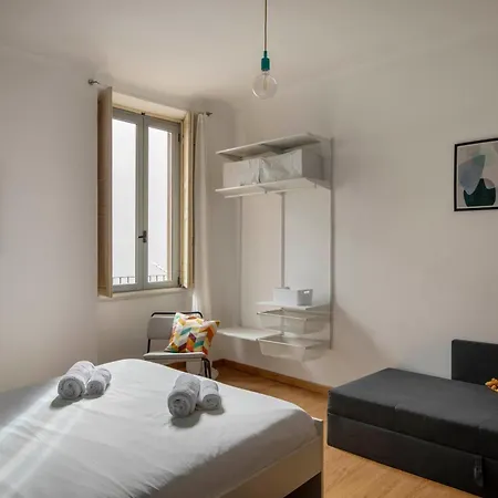 Ludo's Navigli Lägenhet *