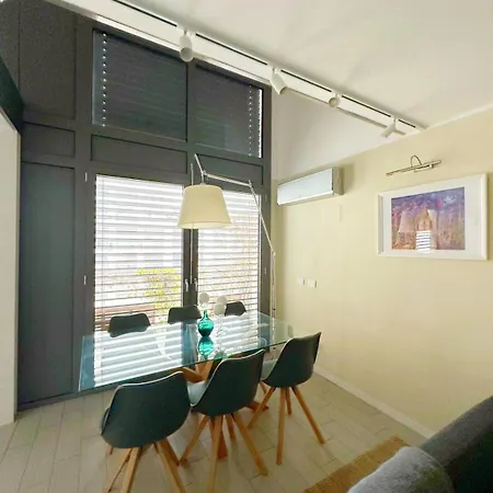 Slim's Loft Linate Airport Milan