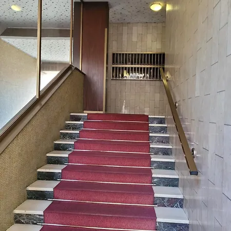 Appartamento Vivimihome - Crespi House A 3 Minuti Dalla Metro *