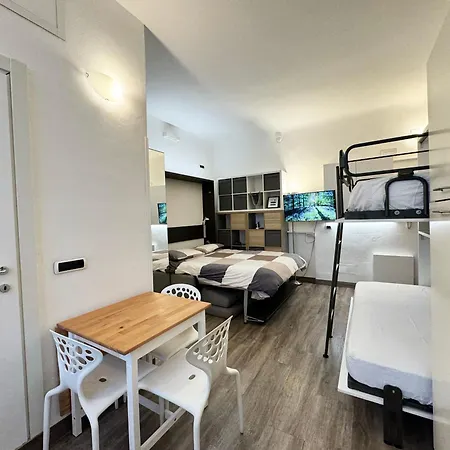 Apartment Housesofia Milan