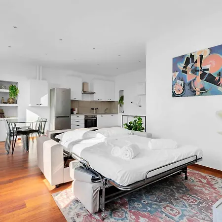 - Porta Venezia View Apartment Milan