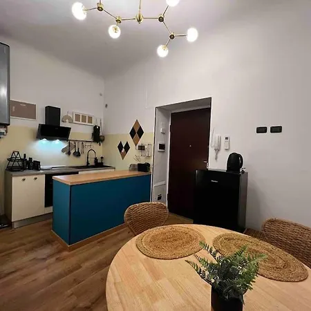 La Regina Delle Locazioni Ai Navigli Appartement *