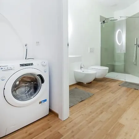 Apartament Di Design A Pochi Passi Da Metro E Centro