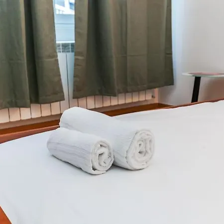 Di Design A Pochi Passi Da Metro E Centro *