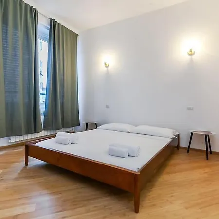 Apartament Di Design A Pochi Passi Da Metro E Centro